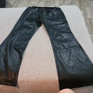 Kut from the Kloth Black Flare Pants NWT